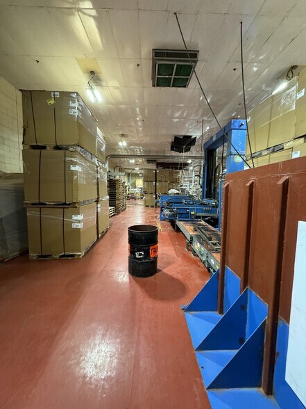 More Photos Of 45 Finnell Dr, Weymouth Manufacturing For Lease