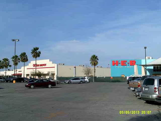 More Photos Of 613 Expressway 77, Harlingen Unknown For Lease