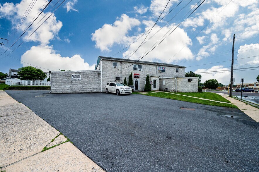 More Photos Of 3631 Kutztown Rd, Temple Storefront Retail Residential For Lease