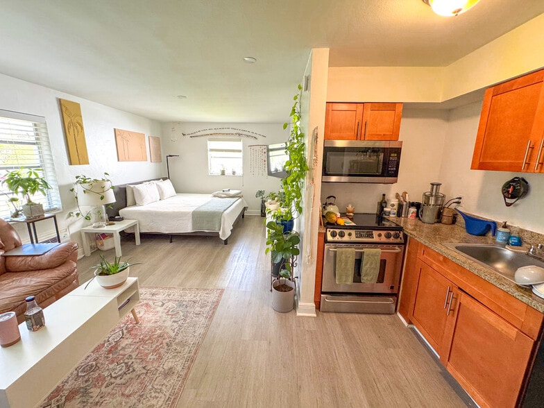 More Photos Of 3226 NE 12th St, Pompano Beach Apartments For Sale