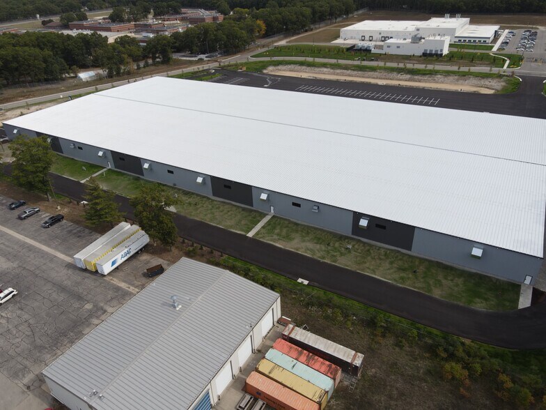 More Photos Of 2675 Olthoff Dr, Muskegon Industrial For Lease