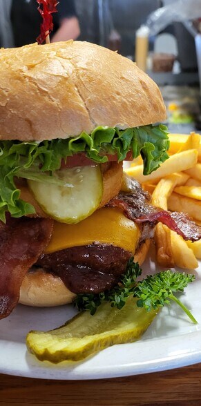 More Photos Of 135 N Nehalem St, Clatskanie Restaurant For Sale