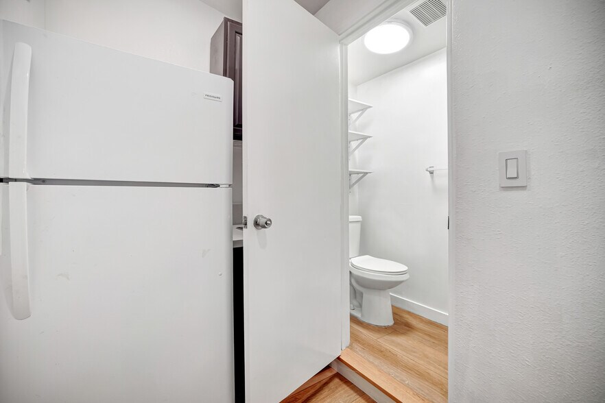 More Photos Of 333 N Union Ave, Echo Park Apartments For Sale