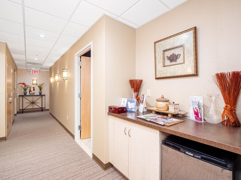 More Photos Of 55 Greene Ave, Brooklyn Apartments For Sale