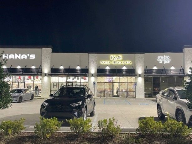 More Photos Of 13211 Coursey Blvd, Baton Rouge Storefront For Lease