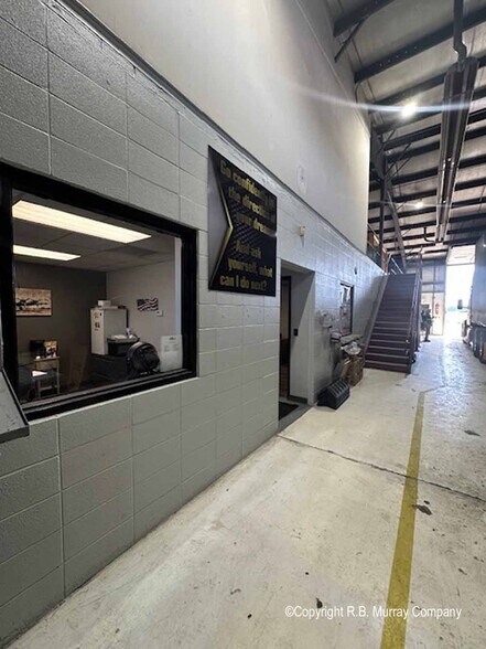 More Photos Of 2160 N Burton Ave, Springfield Truck Terminal For Lease