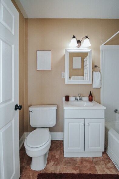 More Photos Of 1503 E Virginia Ave, Victoria Apartments For Sale