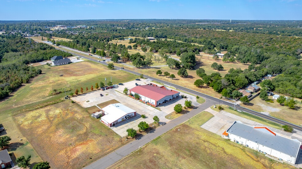 More Photos Of 1940 Harper St, Choctaw Medical For Lease