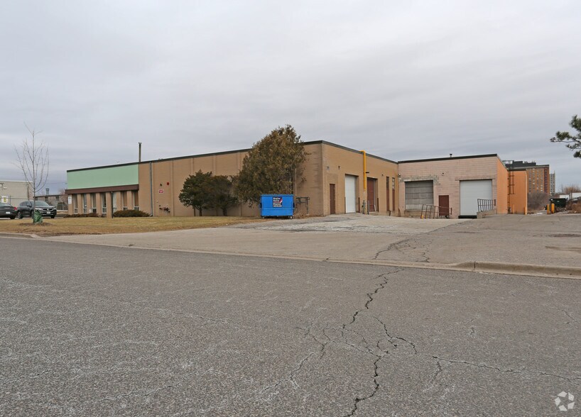 More Photos Of 90 Production Dr, Toronto Warehouse For Lease