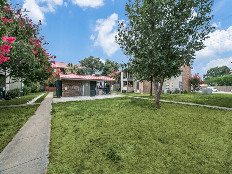 More Photos Of 7737 Skolout St, San Antonio Apartments For Sale