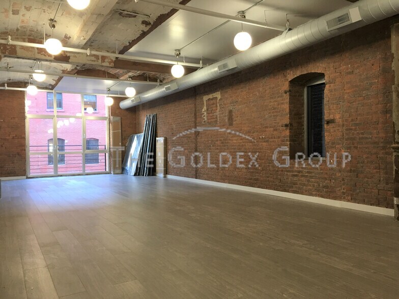 More Photos Of 53 Bridge St, Brooklyn Loft Creative Space For Lease