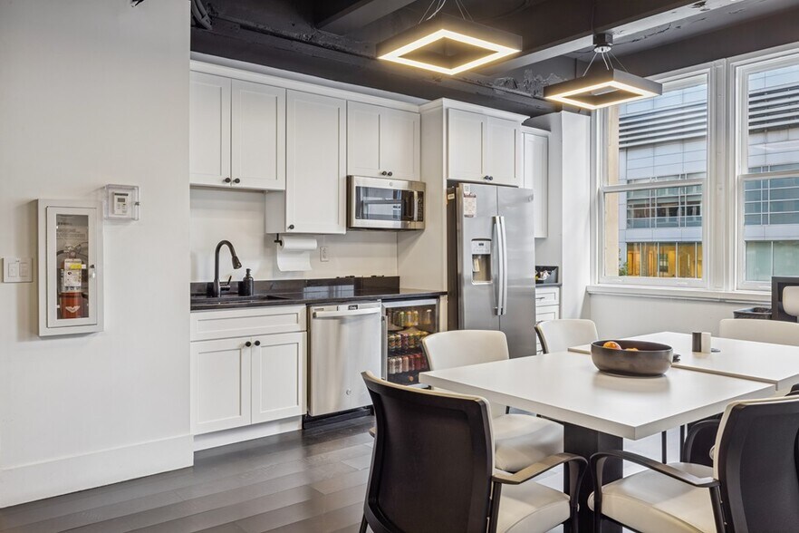 More Photos Of 68 S Main St, Salt Lake City Office For Sale