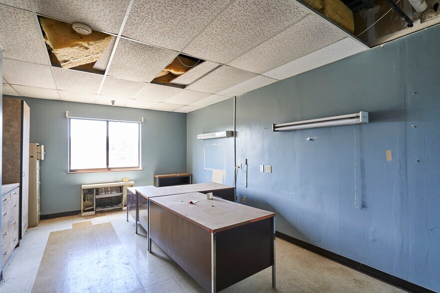 More Photos Of 16231 Broadway Ave, Maple Heights Assisted Living For Sale