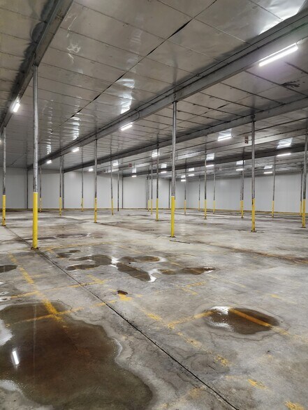 More Photos Of 502 Factory Ave, Ridgely Warehouse For Sale