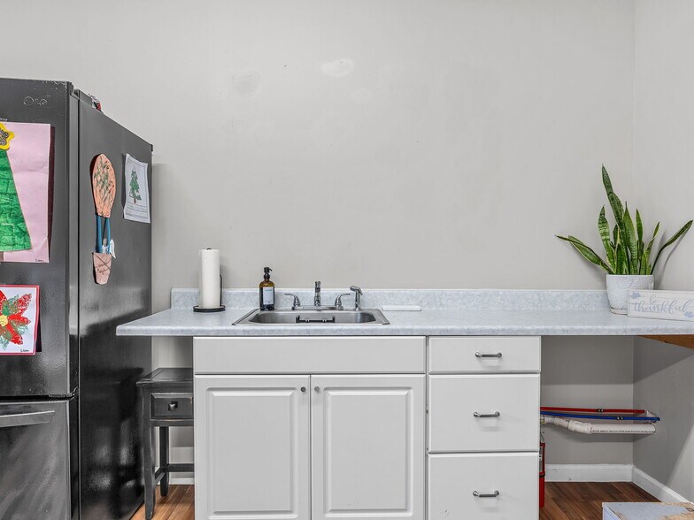 More Photos Of 516 E Main St, Spartanburg Storefront For Sale