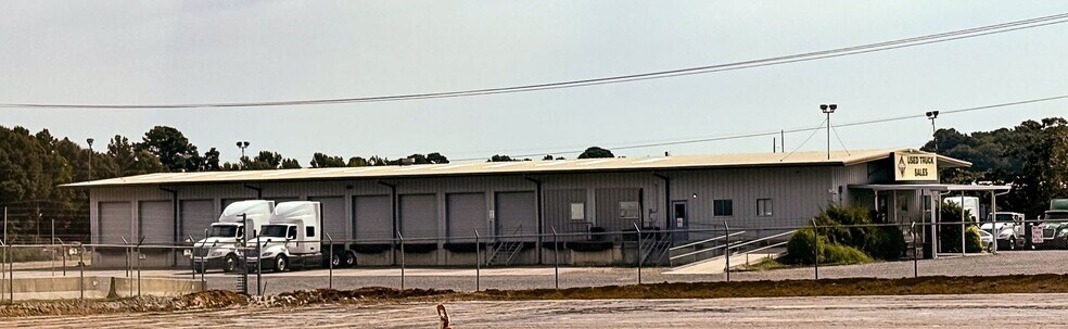 Primary Photo Of 7900 Greenwood Rd, Shreveport Warehouse For Lease