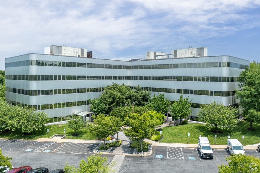 More Photos Of 535 Route 38, Cherry Hill Office For Lease