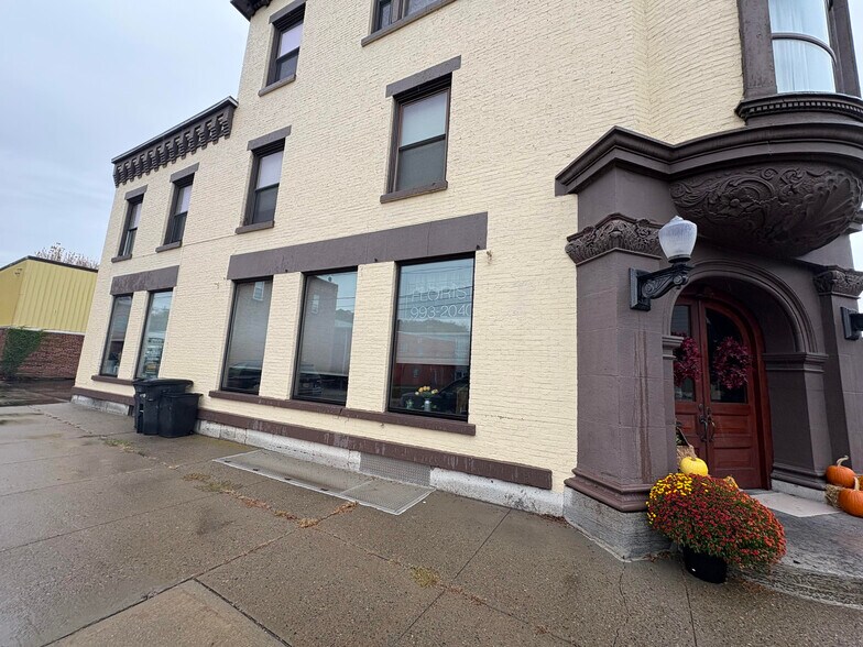 More Photos Of 81-83 Canal St, Fort Plain Storefront Retail Residential For Sale