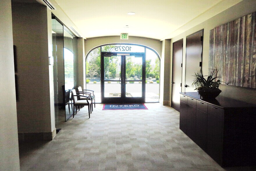 More Photos Of 10275 N De Anza Blvd, Cupertino Medical For Lease