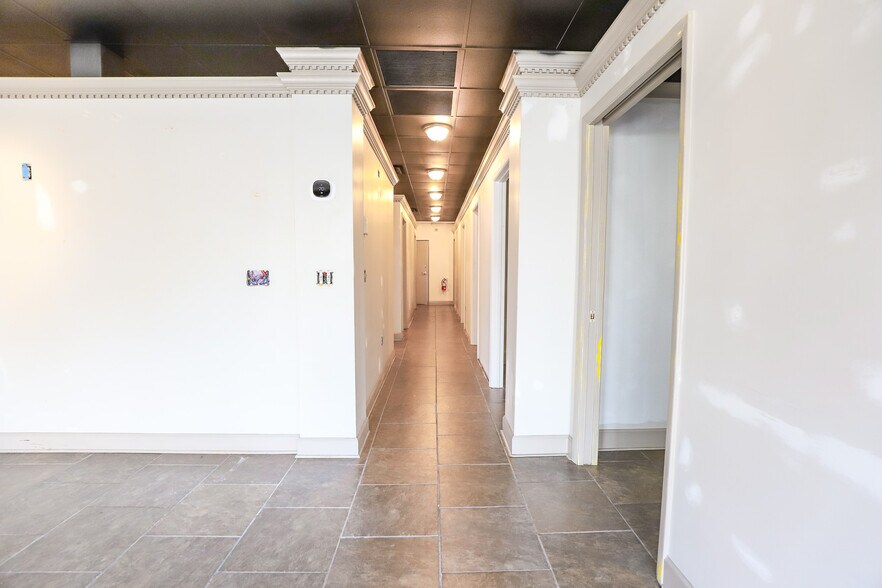 More Photos Of 3545 SW 34th St, Gainesville Unknown For Lease