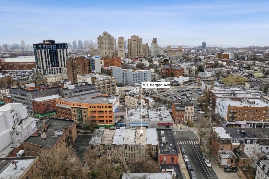 More Photos Of 701 Bergen Ave, Jersey City Storefront Retail Residential For Sale