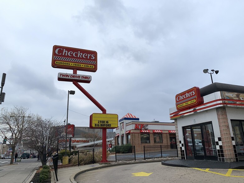 More Photos Of 1208 N Broad St, Philadelphia Restaurant For Lease