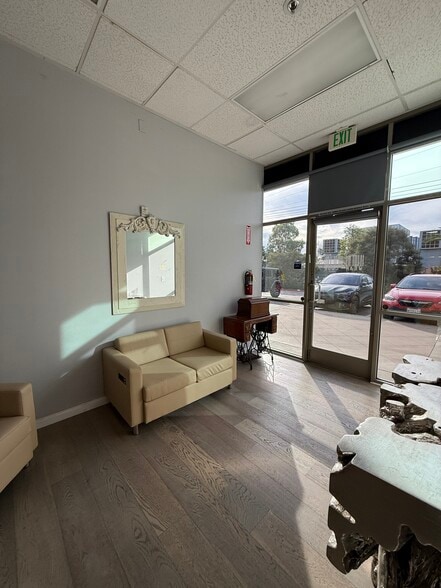 More Photos Of 3521 Main St, Chula Vista Manufacturing For Lease