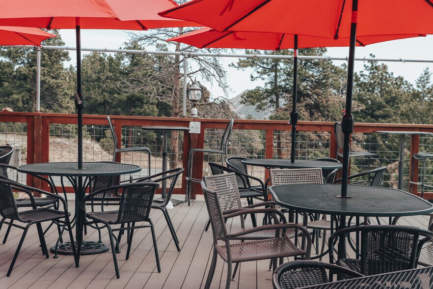 More Photos Of 32138 Highway 72, Golden Restaurant For Sale