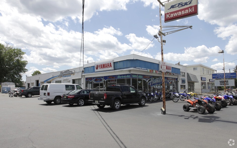 More Photos Of 2619 S Broad St, Trenton Freestanding For Lease