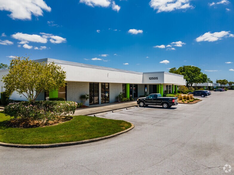 More Photos Of 12505 Starkey Rd, Largo Light Distribution For Lease