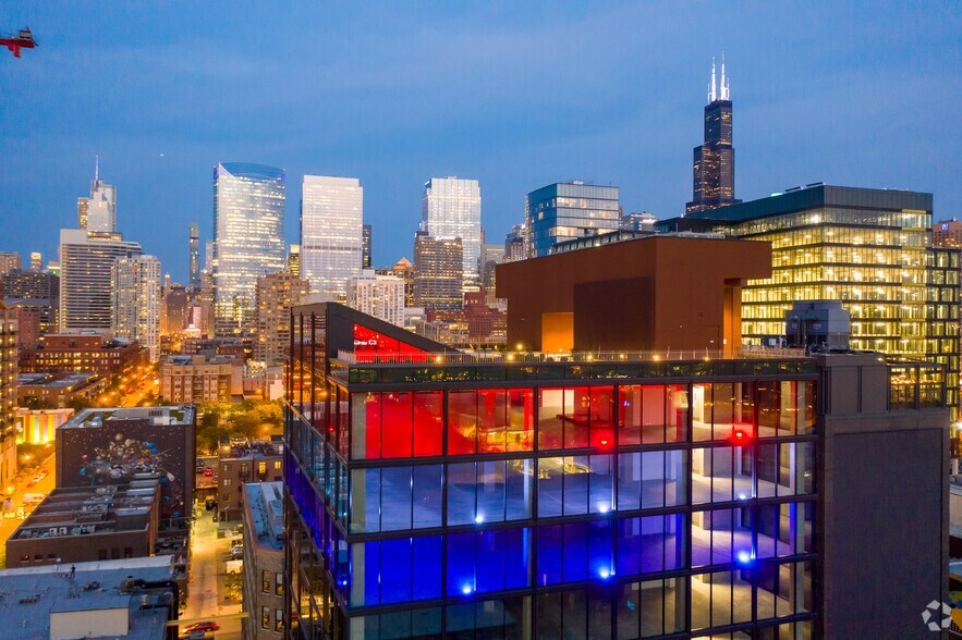 More Photos Of 215 N Peoria St, Chicago Office For Lease