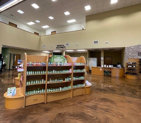More Photos Of 1330 Commercial St, Warsaw Office For Sale
