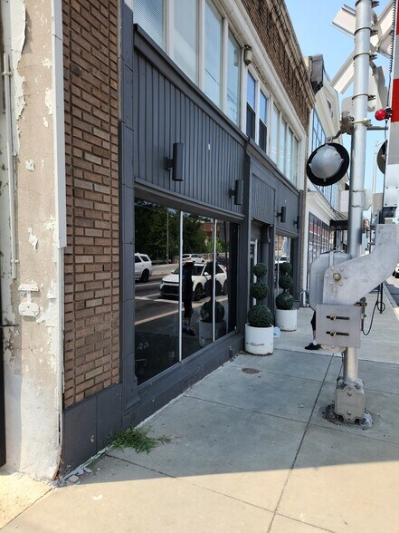 More Photos Of 310-312 W Main St, Norristown Warehouse For Lease