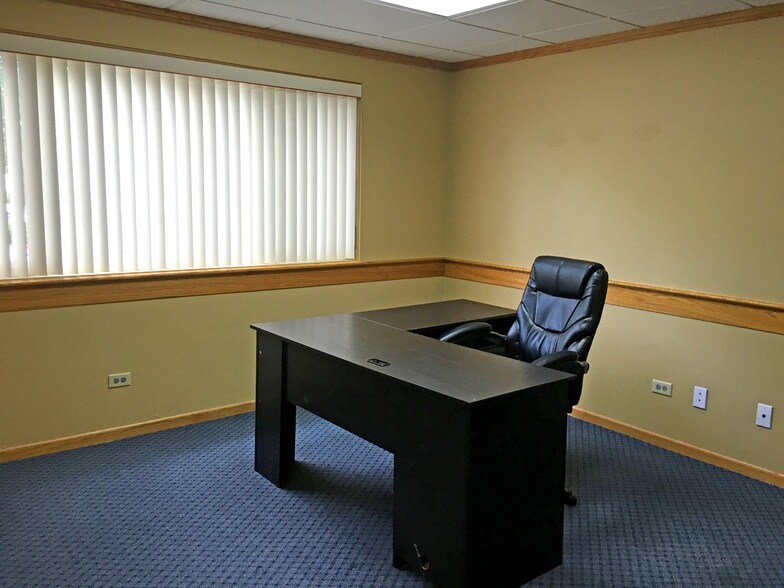 More Photos Of 1101 Irving Park Rd, Bensenville Medical For Sale