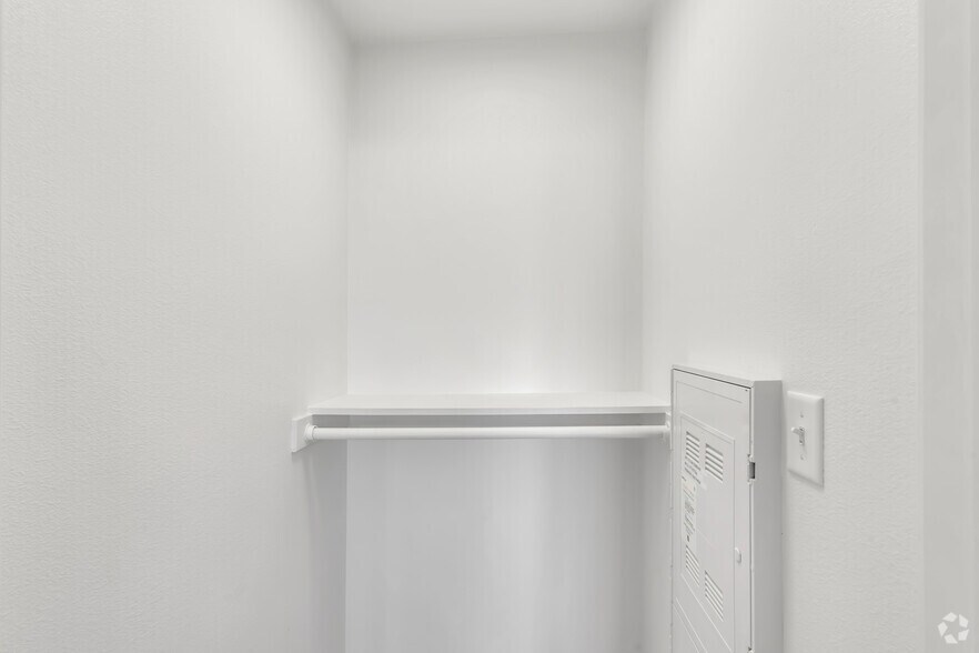 More Photos Of 5570 Rosemead Blvd, Temple City Apartments For Lease