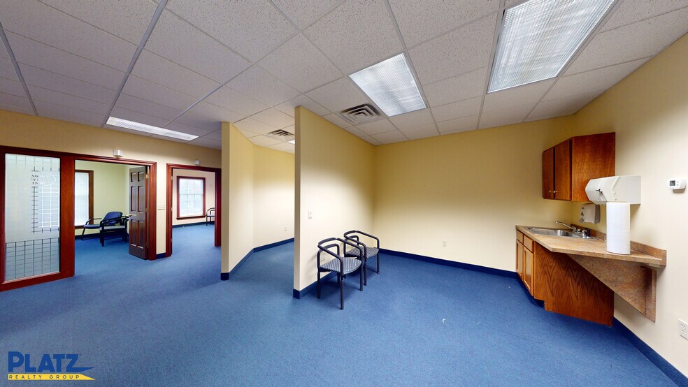 More Photos Of 4137 Boardman Canfield Rd, Canfield Office Residential For Lease