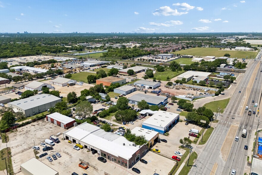 More Photos Of 4001 S Buckner Blvd, Dallas Service For Sale
