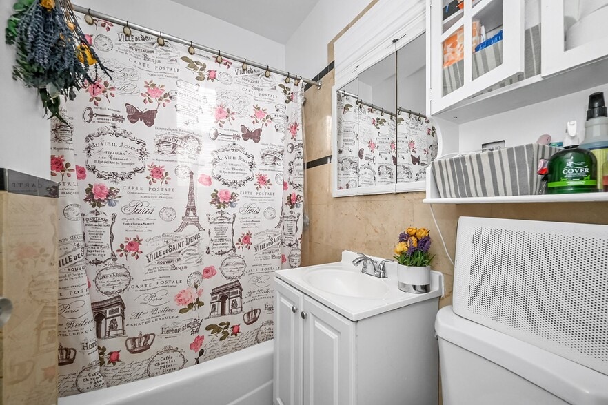 More Photos Of 40-12 67th St, Woodside Apartments For Sale