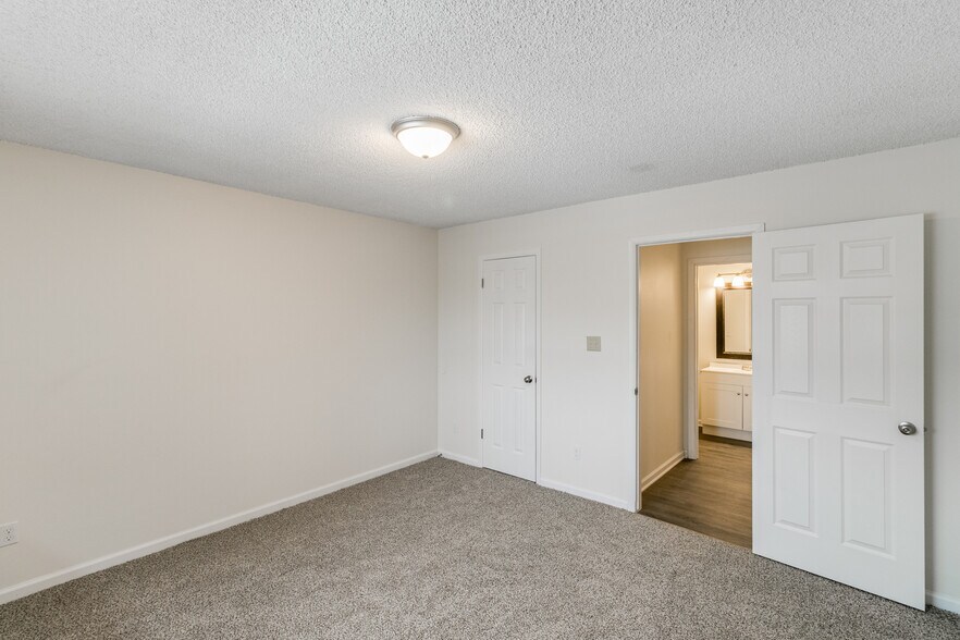 More Photos Of 186 1st St, Olivet Apartments For Sale