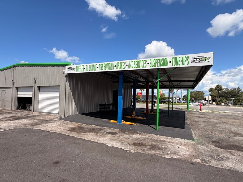 More Photos Of 5100 34th St N, Saint Petersburg Auto Repair For Sale