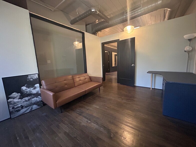 More Photos Of 907 Houston St, Fort Worth Loft Creative Space For Sale