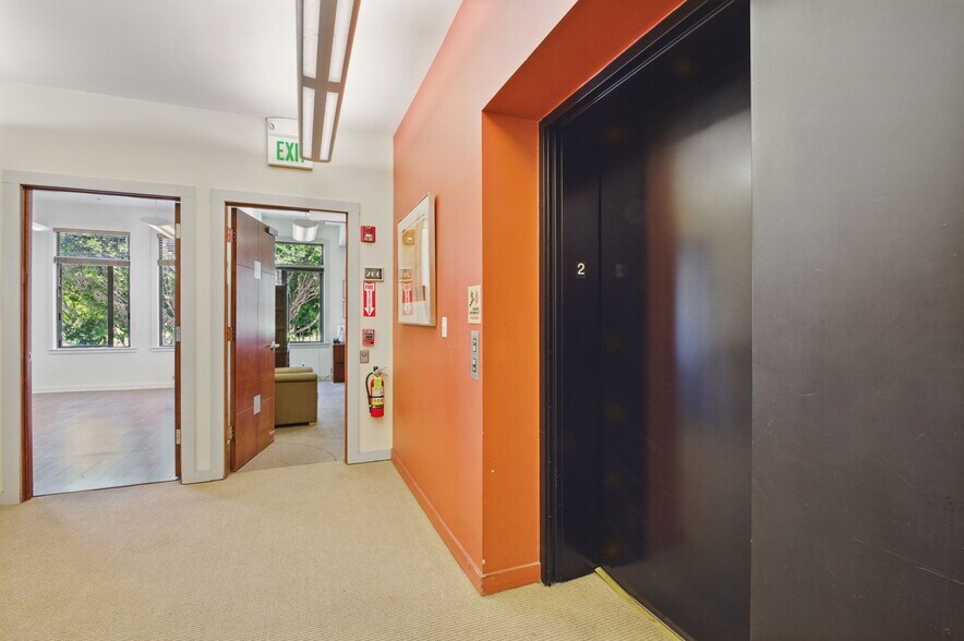 More Photos Of 1717-1719 Powell St, San Francisco Office For Sale
