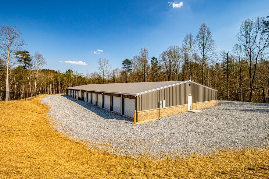 Primary Photo Of 1195 Lumpkin County Pkwy, Dahlonega Self Storage For Sale