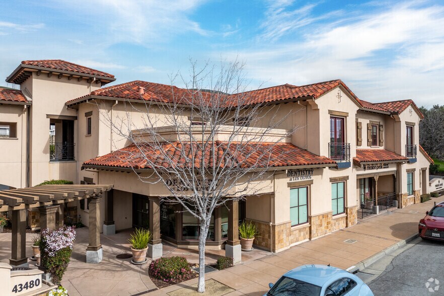 More Photos Of 43430-43480 Mission Blvd, Fremont Freestanding For Lease