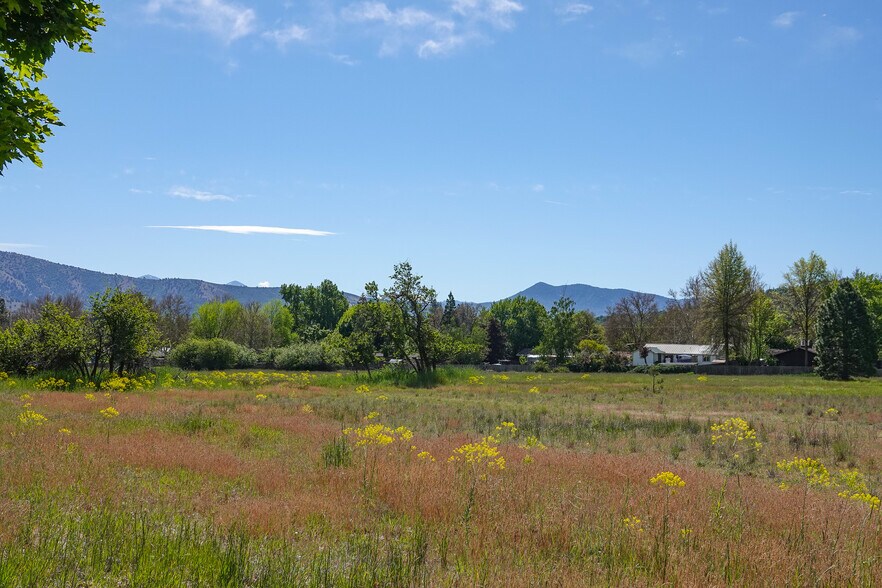 More Photos Of 0 Highway 3, Etna Land For Sale