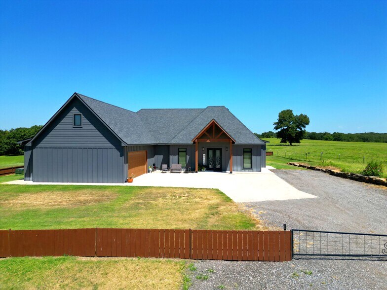 More Photos Of 28300 County Road 1590, Stonewall Land For Sale