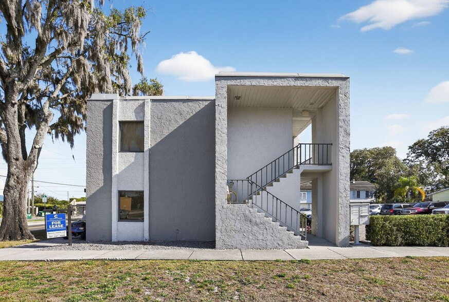 More Photos Of 203 E 3rd St, Sanford Office For Sale