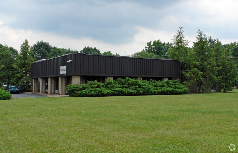 Primary Photo Of 1 Indian Ln E, Towaco Warehouse For Lease