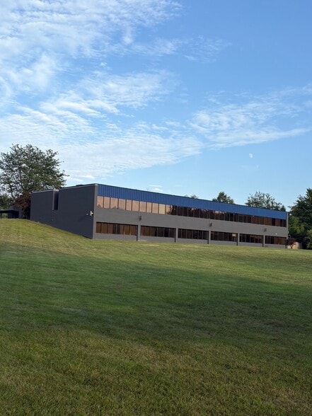 More Photos Of 650 S Prospect Ave, Hartville Medical For Lease