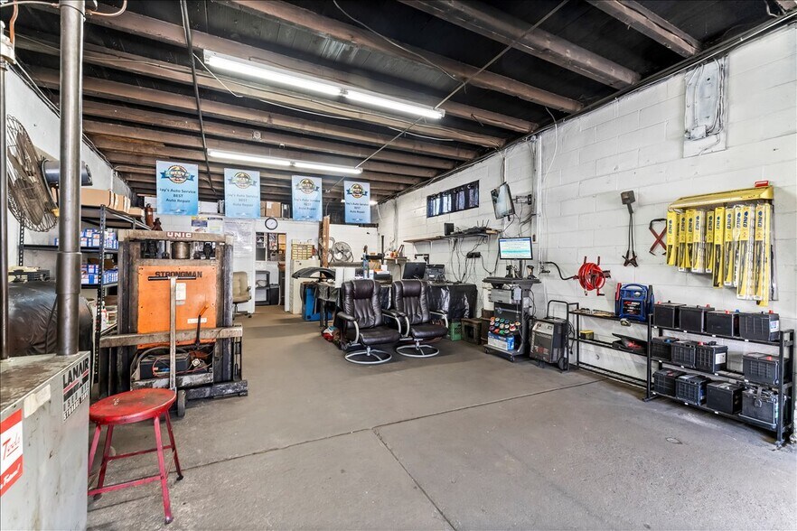 More Photos Of 603 Greenway Ave, Darby Auto Repair For Sale